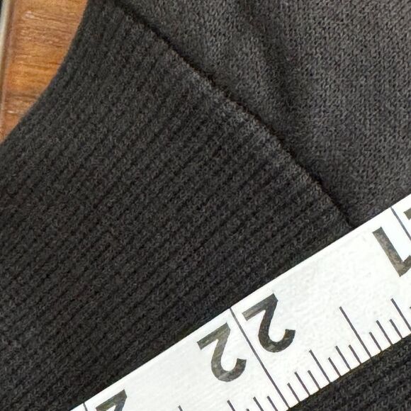 Official ABC Licensed Golden Girls Sophia “Word to Your Mother” sweatshirt Sz Lg - Picture 5 of 6